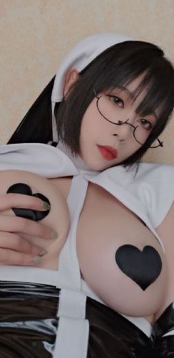 《模特前规则》在线播放