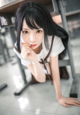 年轻的小姨子hd